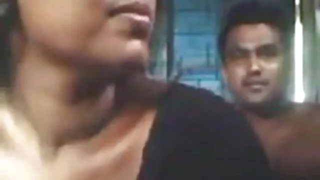 નાજુક બીપી સેક્સ બીપી વીડીયો સ્લેગ fucks સાથે ફાર્મ ગાય