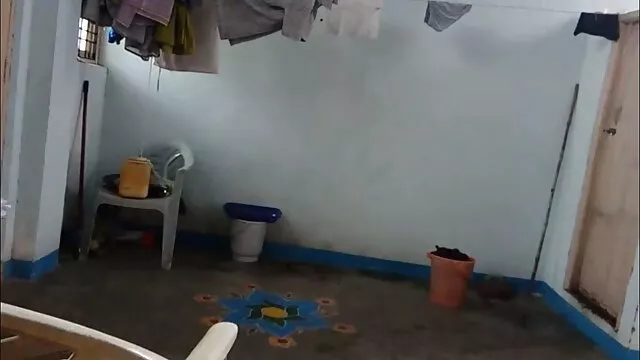 બંધાયેલા બીપી દેશી વીડીયો સોનેરી બેડ,
