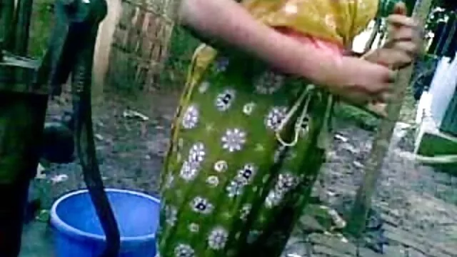 ગાંડ મારવી અમેરિકન બીપી પીચર બીજા