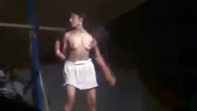 લો વાહિયાત જાપાનીઝ સેકસી પીચર બીપી