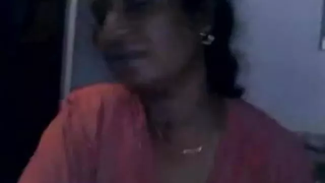 બે સ્નો મેઇડન પસંદ નથી ટોટી suck બીપી કલીપો