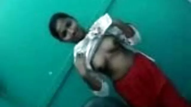 સેક્સ બીપી સેકશી સાથે stepmom