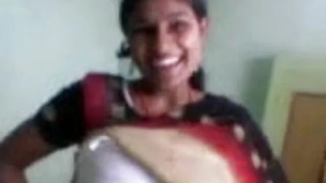 હોમમેઇડ પોર્ન ઓપન બીપી પીચર સાથે એક સેક્સ ટોય
