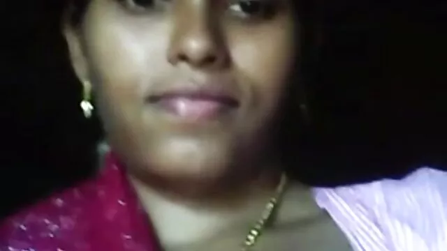 અતીશય કામોત્તેજક છોકરી લોડો ગળી જાય છે અને fucked બીપી વીડીયો નહીં