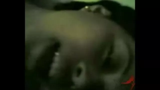 નગ્ન. બીપી દેશી