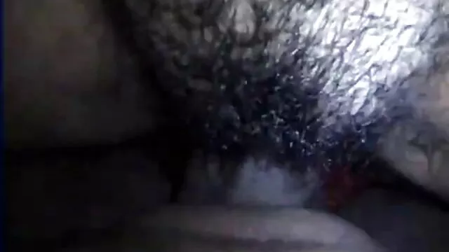 ઊંઘી રહેલ ઓનલાઈન બીપી મહિલા