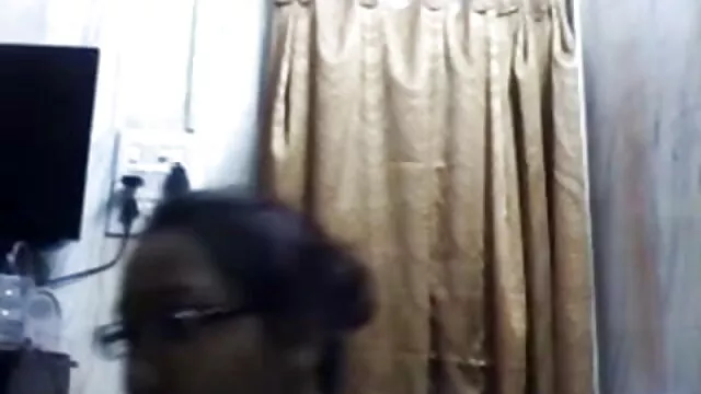 ખેલાડી સાથે બીપી વીડીયો સોંગ કેક