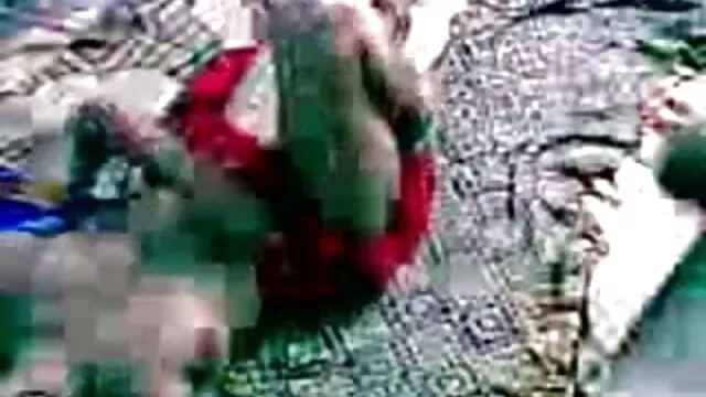 આફ્રિકન અમેરિકન ત્રીપલ બીપી વીડીયો સચિવ